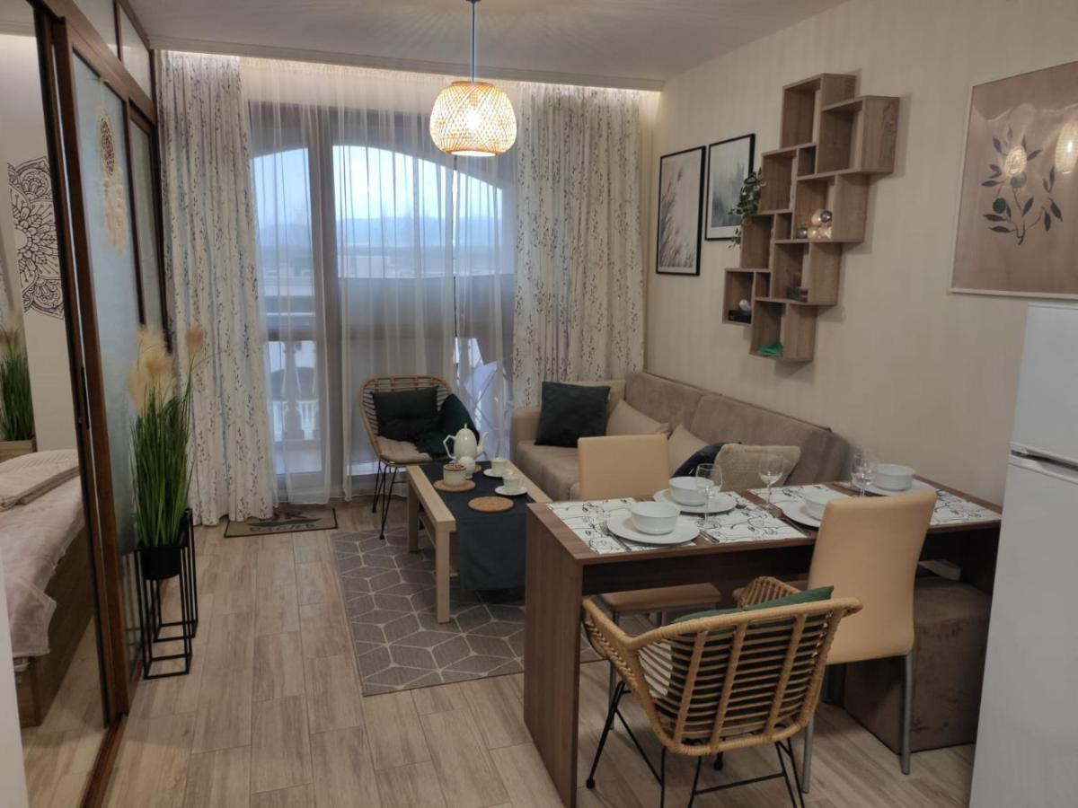 Destination Bulgaria 2000 Cascadas Private Summer Family Apartments Slantschew brjag Exterior foto