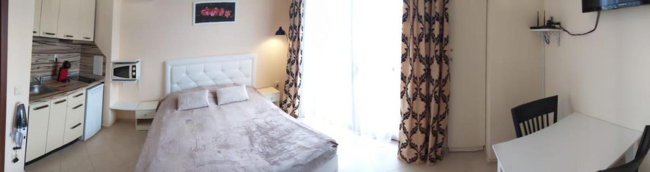 Destination Bulgaria 2000 Cascadas Private Summer Family Apartments Slantschew brjag Exterior foto